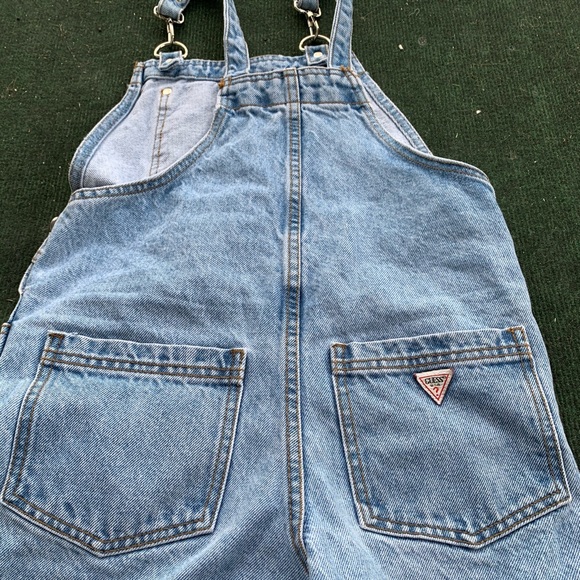Amazing Vintage Guess Light Wash Denim Overalls - Picture 5 of 5